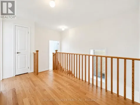 41 Durham Avenue Barrie ON L9J 0W7