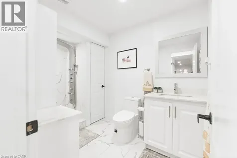 44 Jefferson Avenue Hamilton ON L8H 1A7