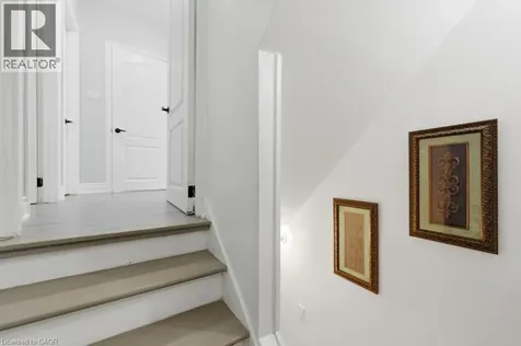 44 Jefferson Avenue Hamilton ON L8H 1A7