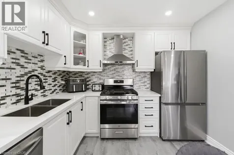 44 Jefferson Avenue Hamilton ON L8H 1A7