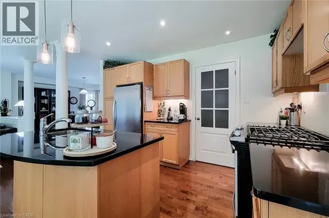 6687 St Michael Avenue Niagara Falls ON L2H 0C6