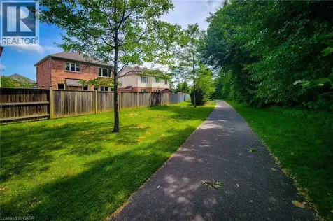 6687 St Michael Avenue Niagara Falls ON L2H 0C6