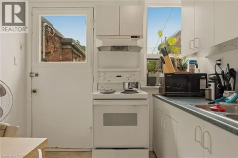 20 Barton Street Hamilton ON L8L 7V5