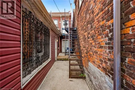 20 Barton Street Hamilton ON L8L 7V5