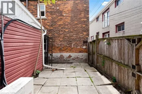 20 Barton Street Hamilton ON L8L 7V5