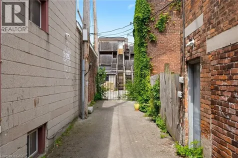 20 Barton Street Hamilton ON L8L 7V5
