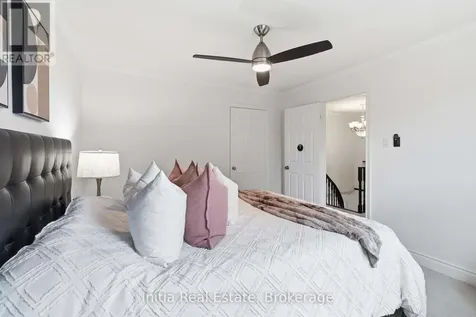 2014 Golden Briar Trail Oakville (wc Wedgewood Creek) ON L6H 4N9