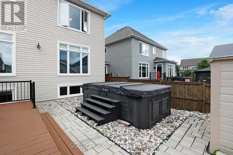 703 Mashkig Avenue Ottawa ON K4A 0Y7