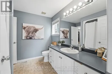 31 Leatherwood Crescent Ottawa ON K2J 4X9
