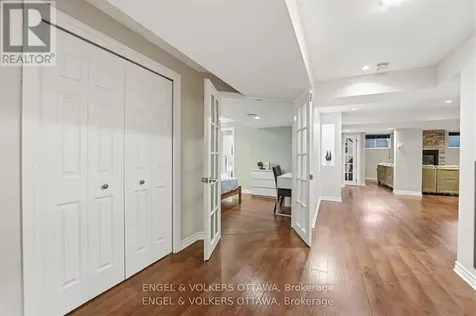 31 Leatherwood Crescent Ottawa ON K2J 4X9