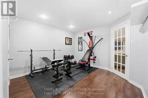 31 Leatherwood Crescent Ottawa ON K2J 4X9