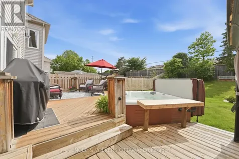 31 Leatherwood Crescent Ottawa ON K2J 4X9
