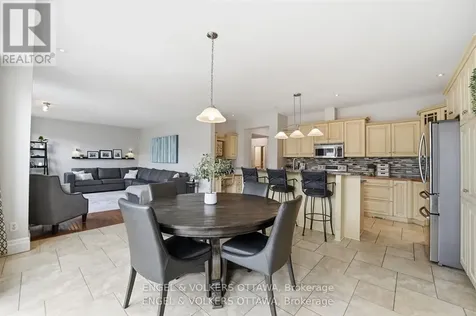 31 Leatherwood Crescent Ottawa ON K2J 4X9