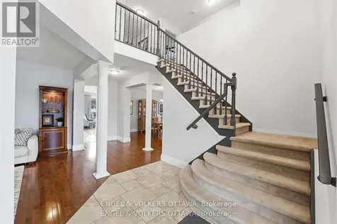 31 Leatherwood Crescent Ottawa ON K2J 4X9