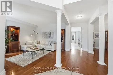 31 Leatherwood Crescent Ottawa ON K2J 4X9