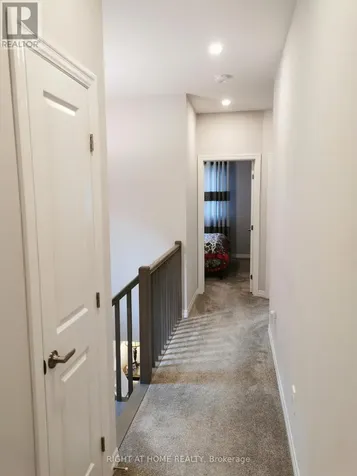 321 Lysander Place Ottawa ON K1K 3X8