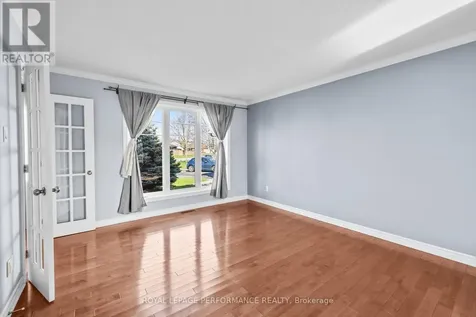 54 Lapointe Boulevard Russell ON K0A 1W0