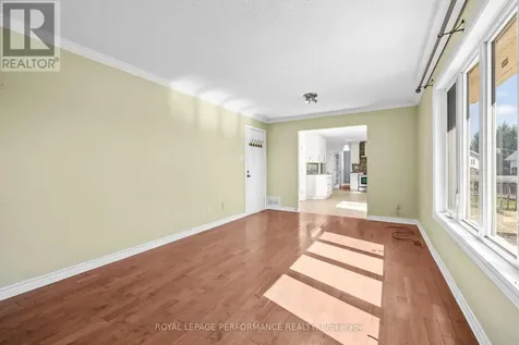 54 Lapointe Boulevard Russell ON K0A 1W0