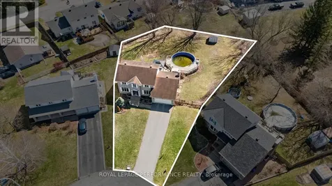 54 Lapointe Boulevard Russell ON K0A 1W0