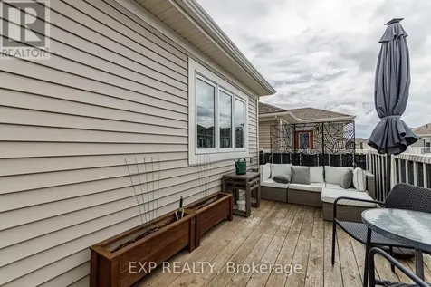 822 Horseshoe Falls Way Ottawa ON K2J 6P5