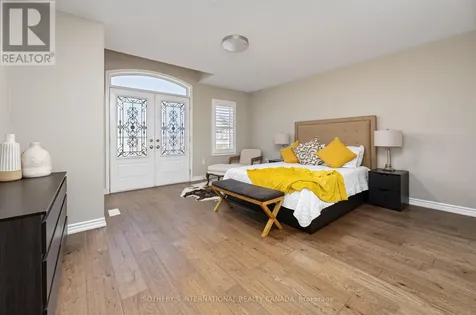 1056 Foxtail Crescent Pickering ON L1X 0E7