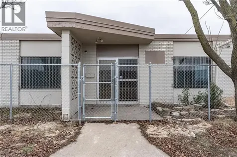 18 Linden Street Hamilton ON L8L 3H6