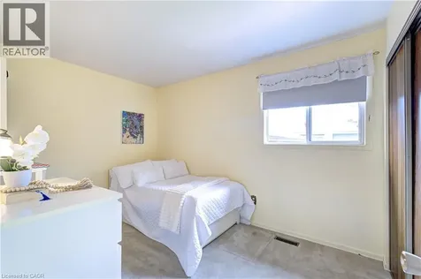 2020 Coral Crescent Burlington ON L7P 3K5