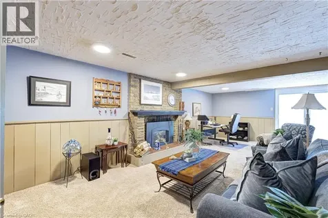 2020 Coral Crescent Burlington ON L7P 3K5