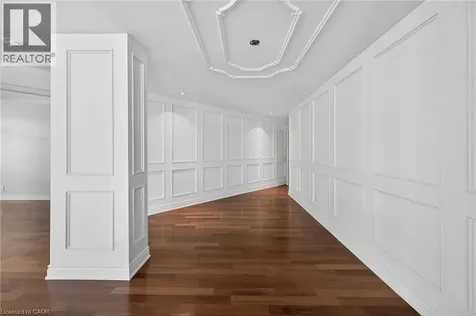 205 Lakeshore Road West Oakville ON L6K 0H8