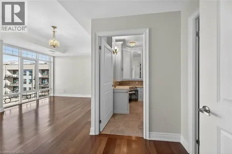 205 Lakeshore Road West Oakville ON L6K 0H8