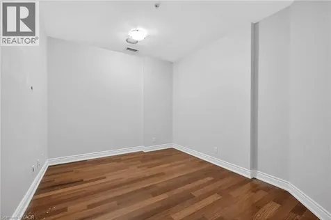 205 Lakeshore Road West Oakville ON L6K 0H8
