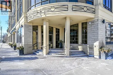205 Lakeshore Road West Oakville ON L6K 0H8