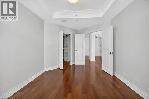 205 Lakeshore Road West Oakville ON L6K 0H8