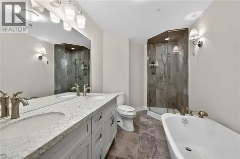 205 Lakeshore Road West Oakville ON L6K 0H8