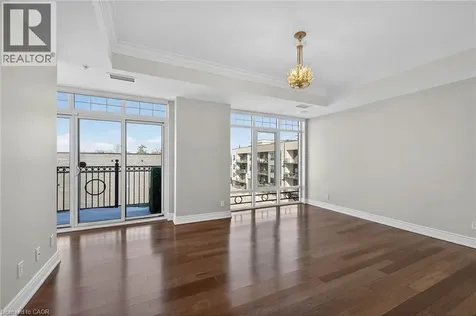 205 Lakeshore Road West Oakville ON L6K 0H8