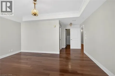 205 Lakeshore Road West Oakville ON L6K 0H8
