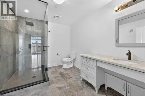 205 Lakeshore Road West Oakville ON L6K 0H8