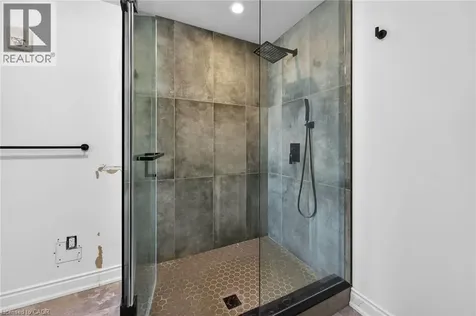 205 Lakeshore Road West Oakville ON L6K 0H8