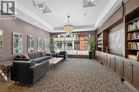 205 Lakeshore Road West Oakville ON L6K 0H8