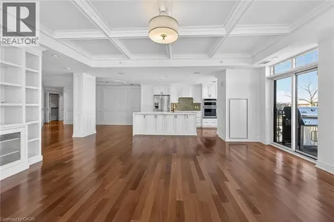 205 Lakeshore Road West Oakville ON L6K 0H8
