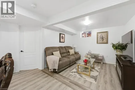 44 Jefferson Avenue Hamilton ON L8H 1A7
