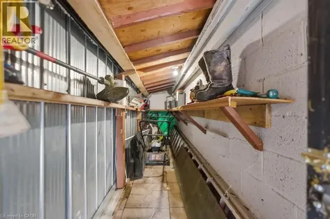 44 Jefferson Avenue Hamilton ON L8H 1A7