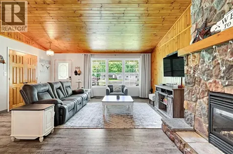 6238 London Road Lambton Shores ON N0N 1J0