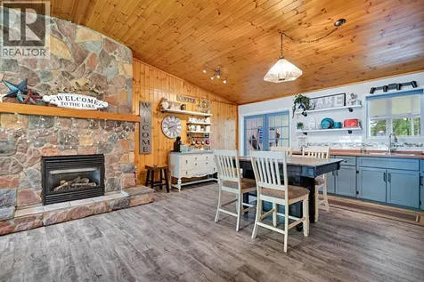 6238 London Road Lambton Shores ON N0N 1J0