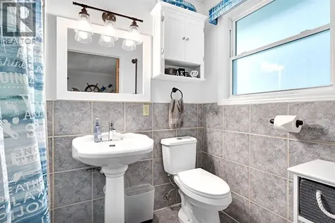 6238 London Road Lambton Shores ON N0N 1J0