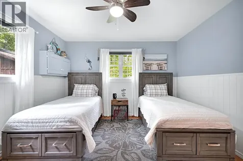 6238 London Road Lambton Shores ON N0N 1J0