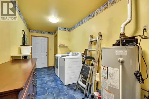 6238 London Road Lambton Shores ON N0N 1J0