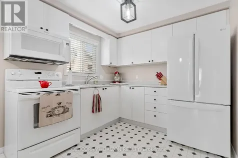 351 Northview Heights Place Cambridge ON N1R 8J1