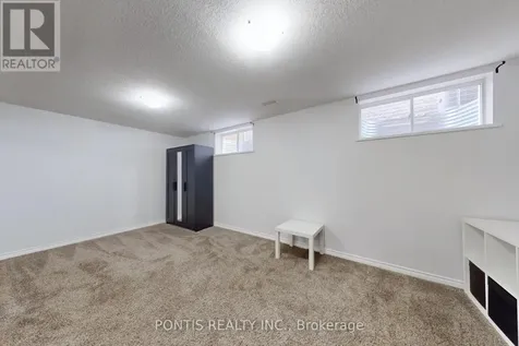 83 Hinrichs Crescent Cambridge ON N1T 0A9