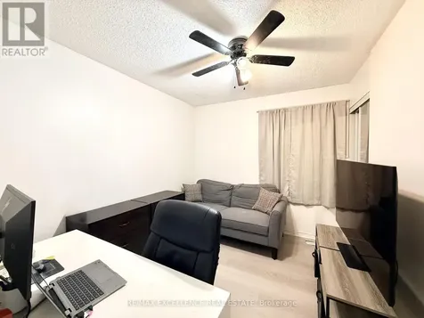 49 Woodlawn Avenue Brantford ON N3V 1A6
